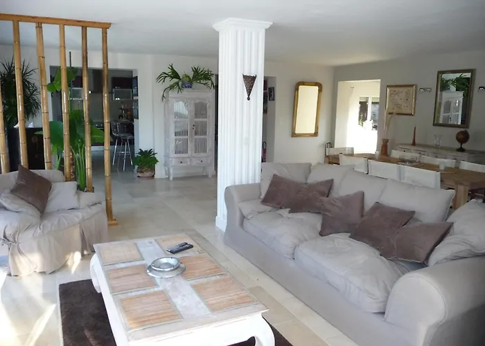 Location Villa Avec Piscine Chauffee
