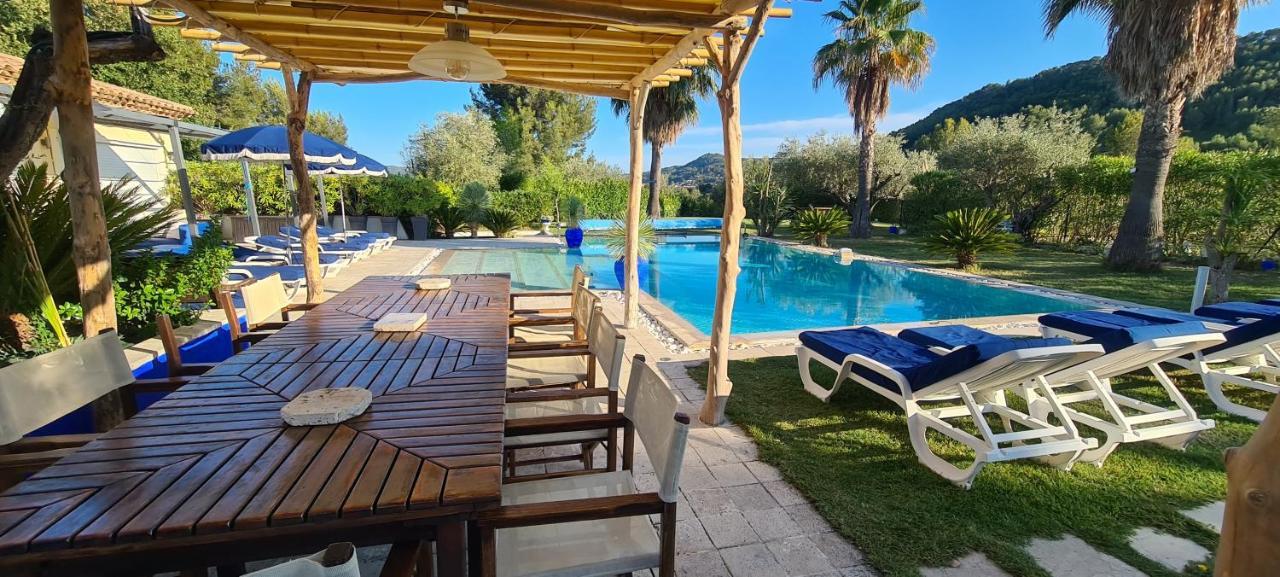 Location Avec Piscine Chauffee Villa