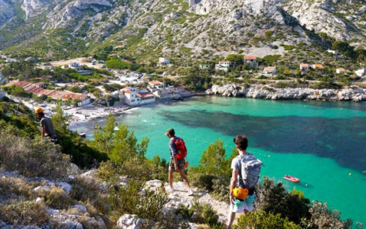 Location Avec Piscine Chauffee Le Castellet (Var)