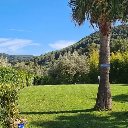 location Villa avec piscine chauffée Le Castellet  Extérieur photo